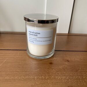 NEW Bath and Body works - White Barn Eucalyptus Snowfall Scented Candle - White